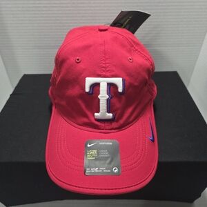 Texas Rangers Nike Heritage86 Dri-FIT Adjustable Golf Cap Red NWT